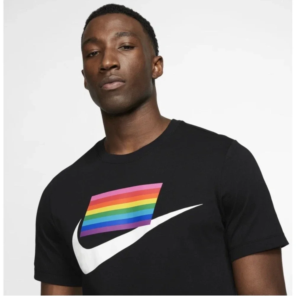 Nike BeTrue Gay‎ Pride LGBTQ MultiColor Rainbow Flag Tee Shirt Men XXL B6